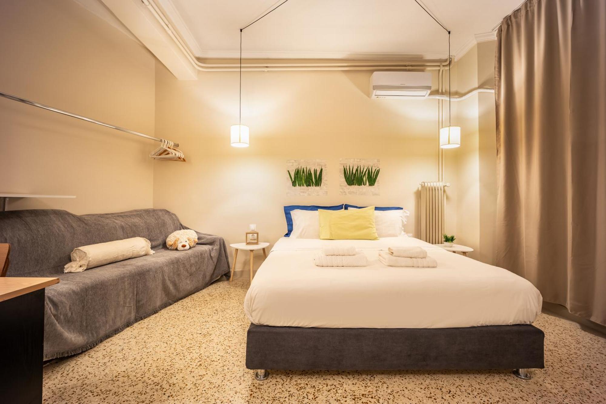 Filopappou Decent Apartment アテネ エクステリア 写真